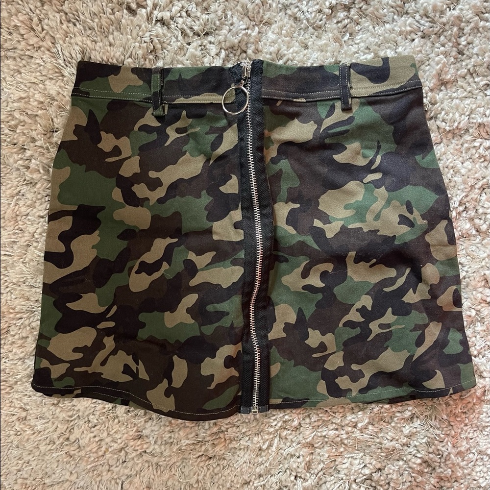 Camo Zipper detail Ring Mini Skirt